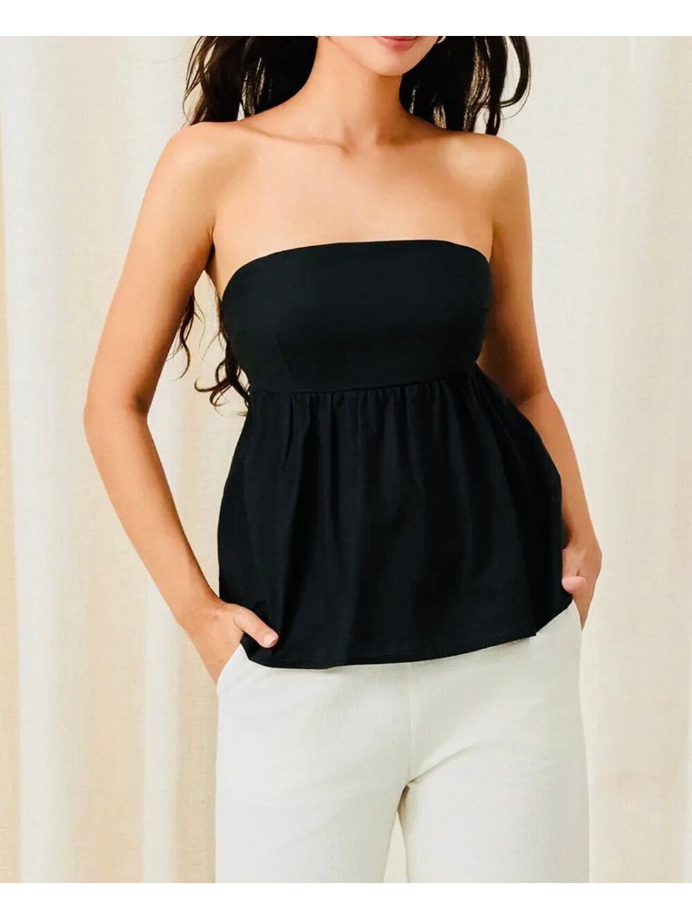 New - Simple but Elegant Design Ruched Sleeveless Bandeau Top - Black -Size S/M